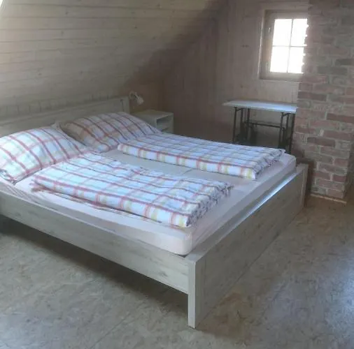 S Bazenem Bozkov بيت للعطل